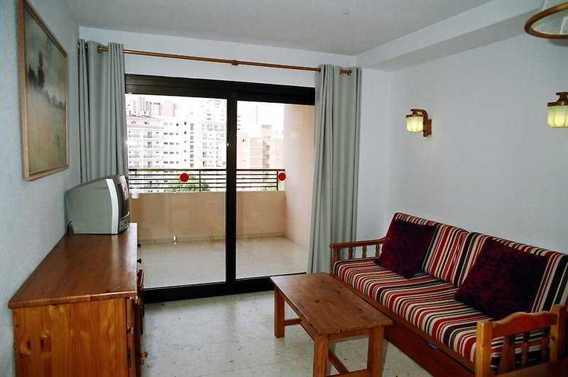 Halley Hotel & Apartments Affiliated By Melia Benidorm Esterno foto